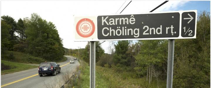 Karmê Chöling Road Sign